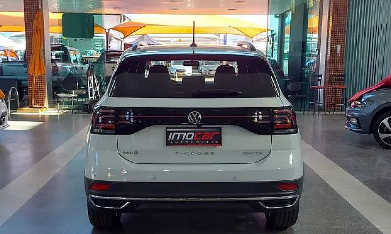 Volkswagen - T-Cross...