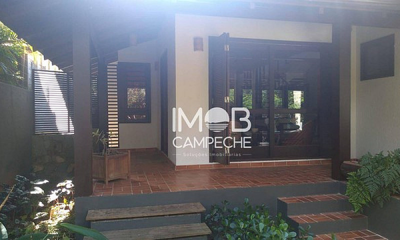 Casa 4 Dormitórios E...