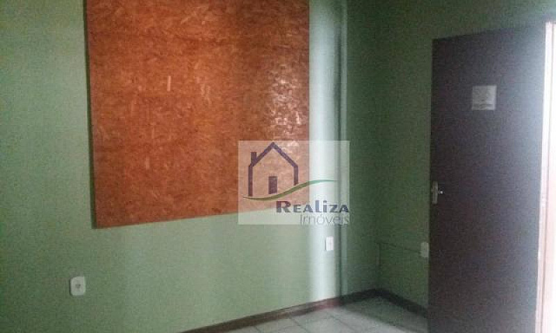 Casa Com 3 Dormitóri...