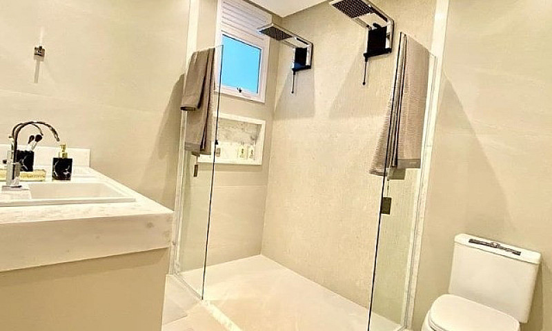 Penthouse Com 4 Suít...
