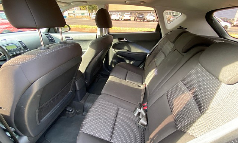 Hyundai I30 Automáti...