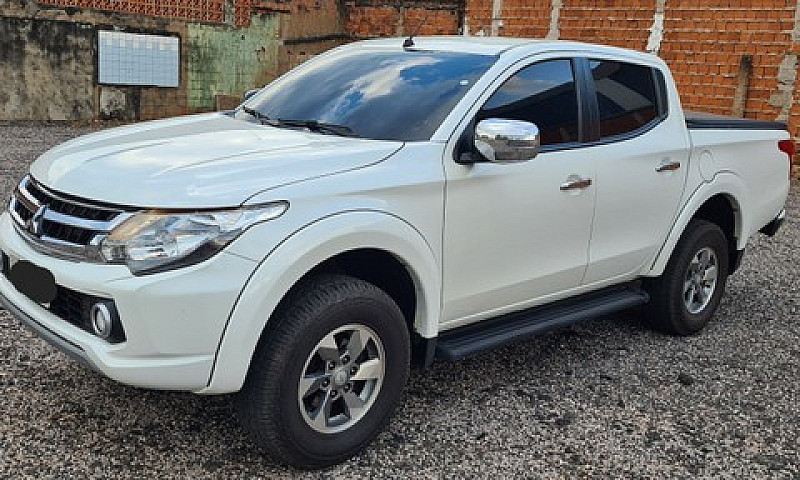 L200 Triton Hpe...