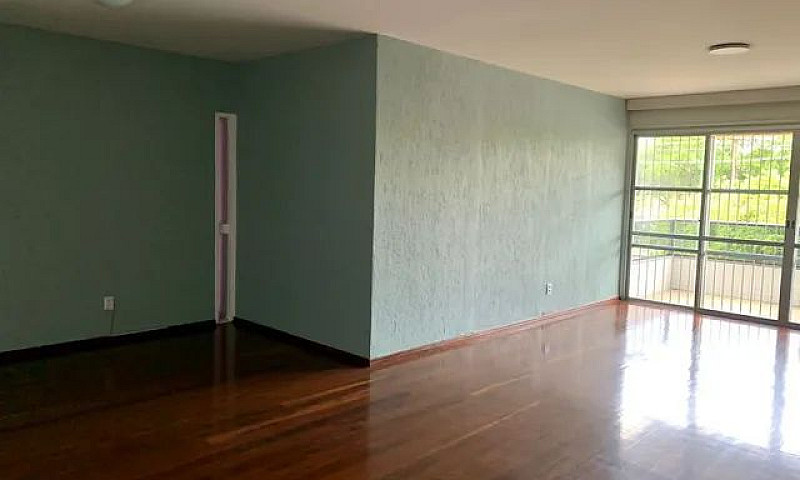 4 Quartos 1 Suíte Na...