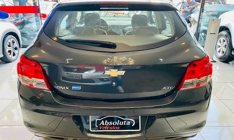 Chevrolet Onix 10Mt ...