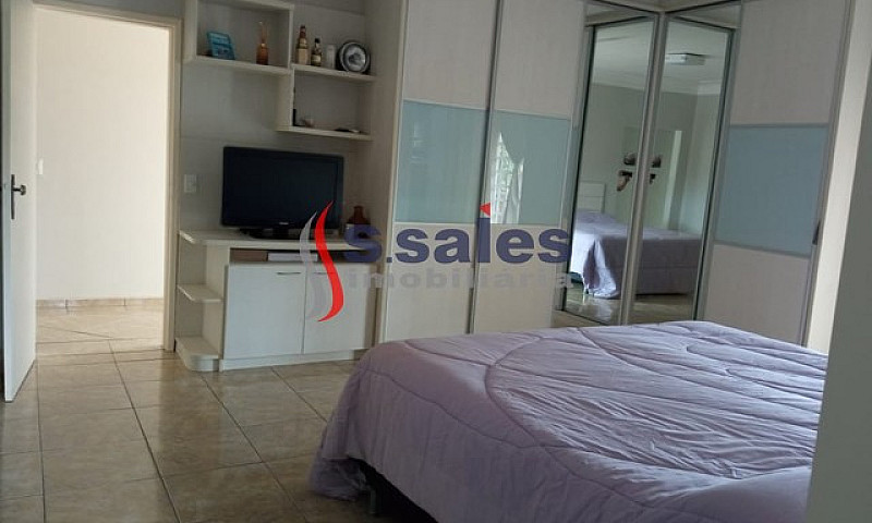 Casa Em Condomínio F...