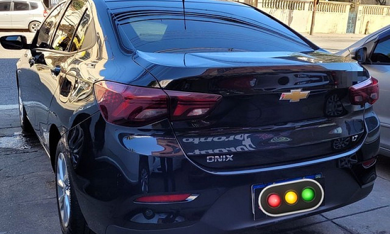 Ônix Sedan 1.0 Compl...