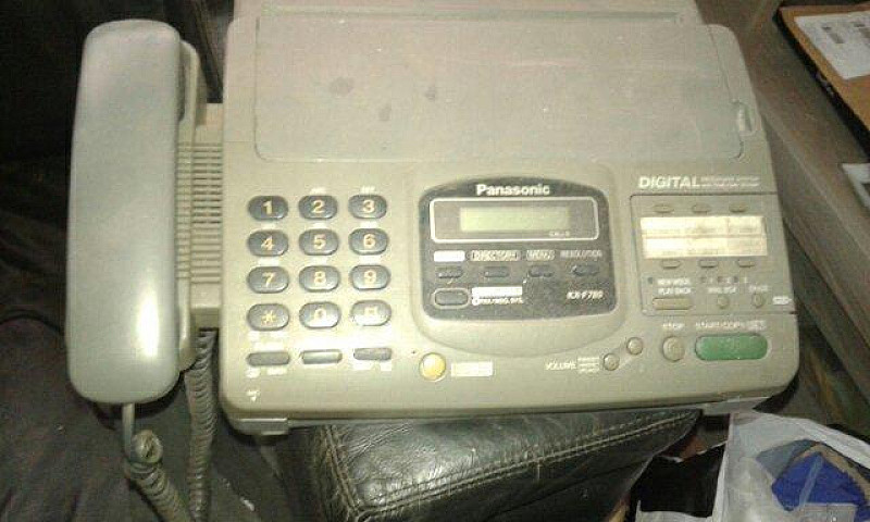Telefone Fax...