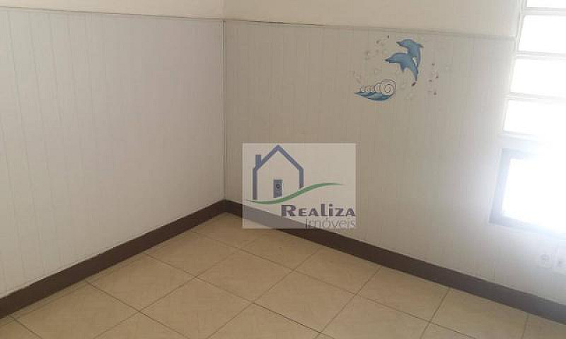 Casa Com 3 Dormitóri...