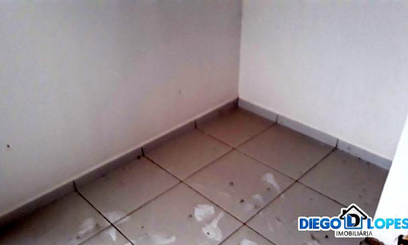 Casa À Venda Com 2 D...