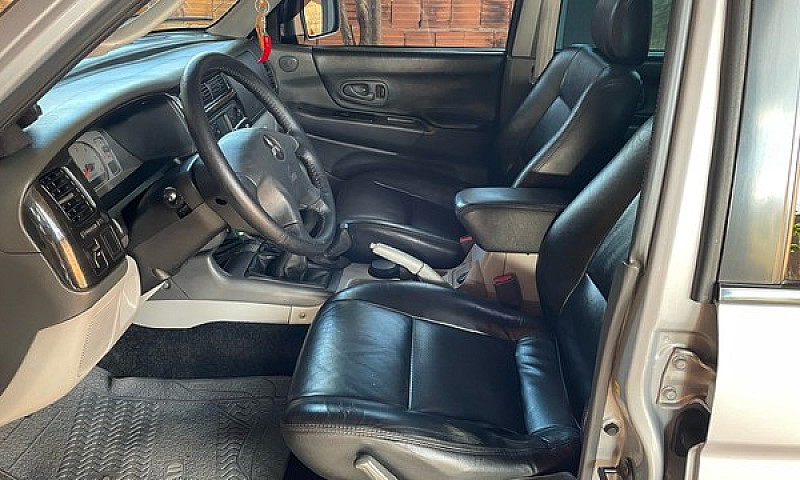 Vendo Pajero Sport 4...