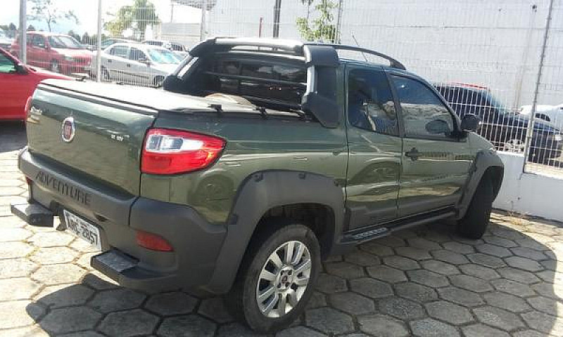 Fiat Strada Adv Cd B...
