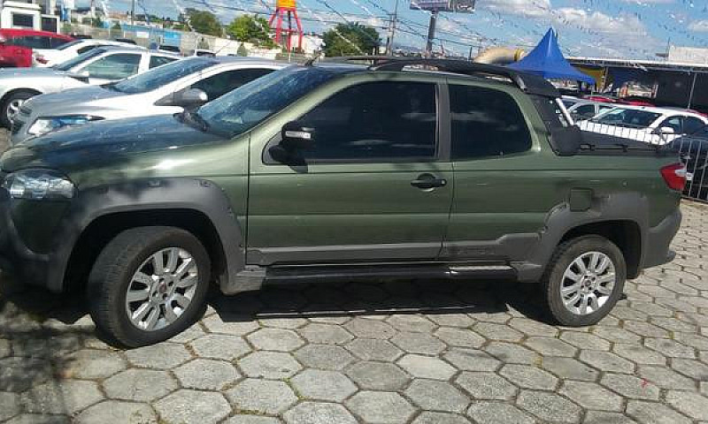Fiat Strada Adv Cd B...