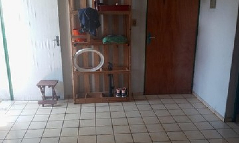 Vaga Em Apartmento...