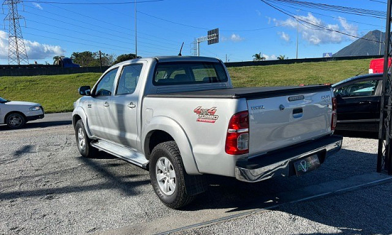 Hilux Cd 3.0 4X4 201...