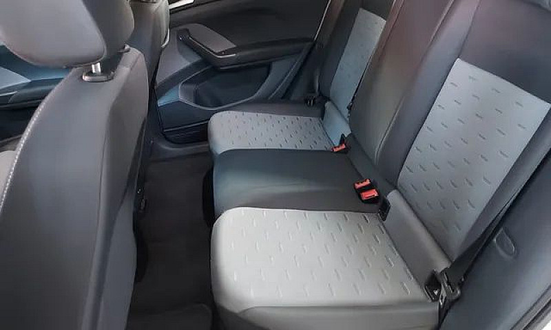Volkswagen - T-Cross...