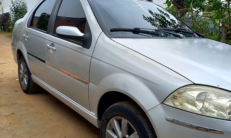 Vendo Siena Elx 2010...