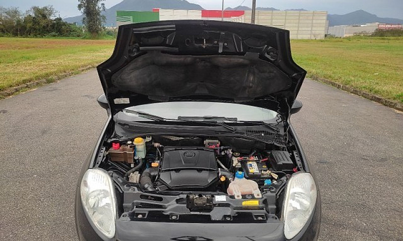 Fiat Punto Essence 1...