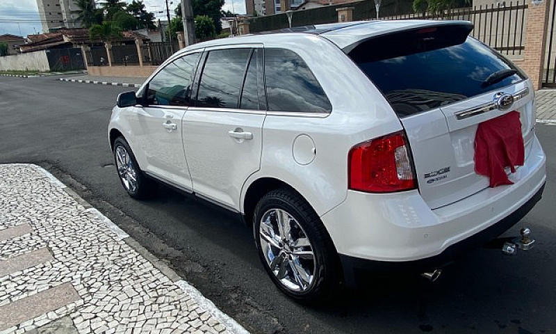 Ford Edge Limited V6...