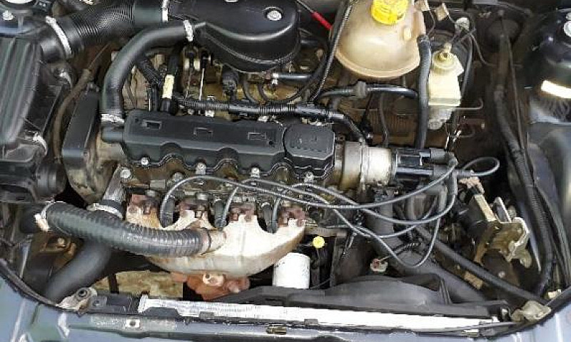 Gm - Chevrolet Corsa...