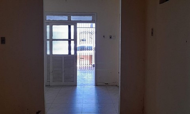 Residencial Com 4 Ca...