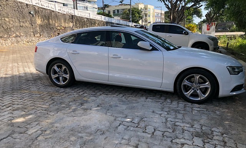 Audi A5...