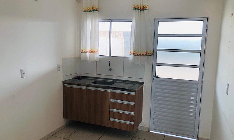 Casa No Condomínio V...