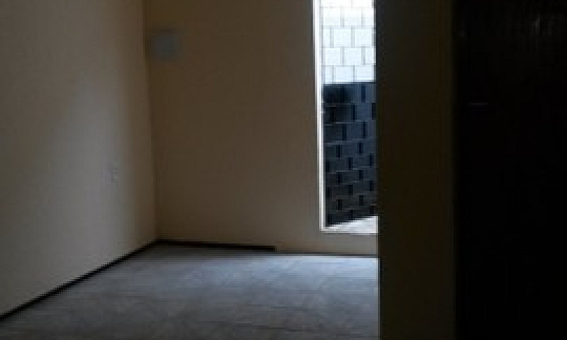 Alugam-Se Apartament...