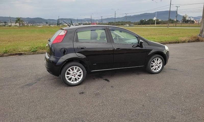 Fiat Punto Essence 1...