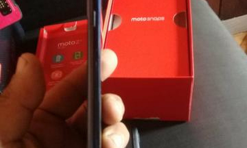 Vendo Moto Z3 Play C...
