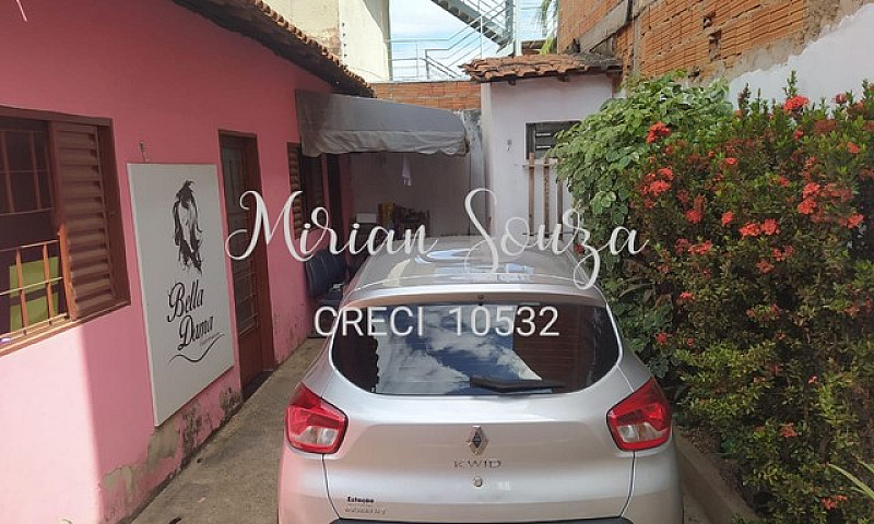 Vendo Casa Com Ótima...