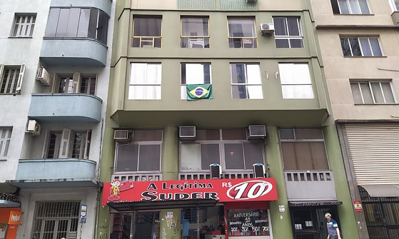 Apartamento 01 Dormi...