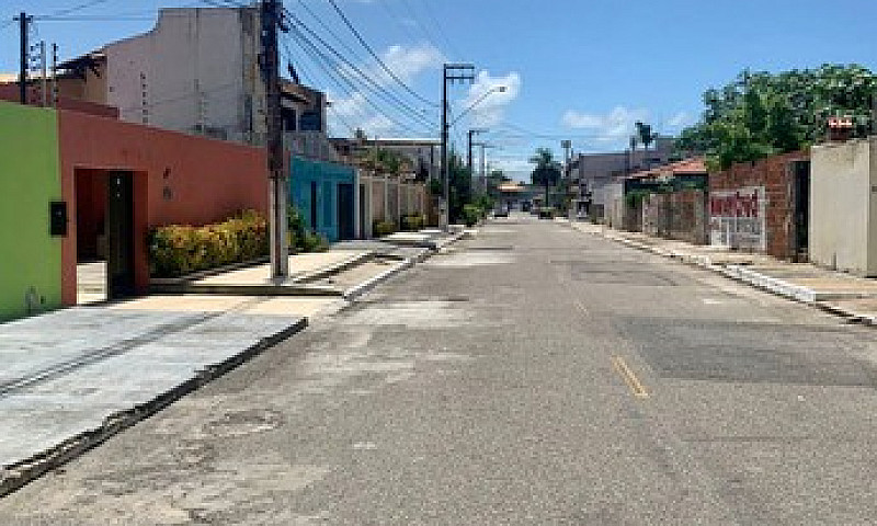 Casa Com Sala Ampla,...