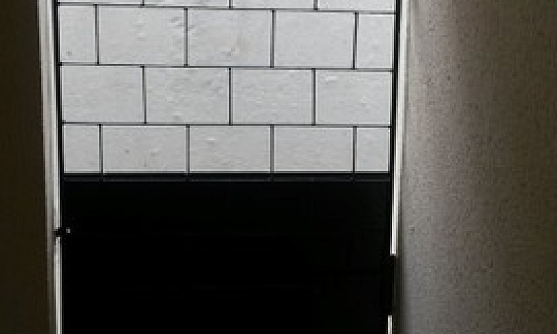 Alugam-Se Apartament...