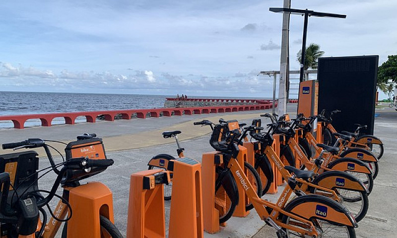 Flat C/ Mobília - Fm...