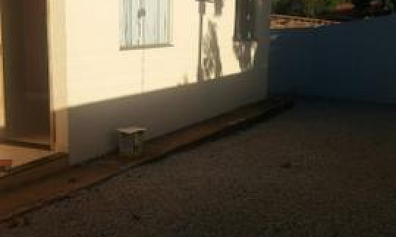 Vende-Se Esse Imovel...