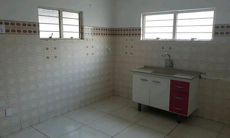 Aluga Se Casa...