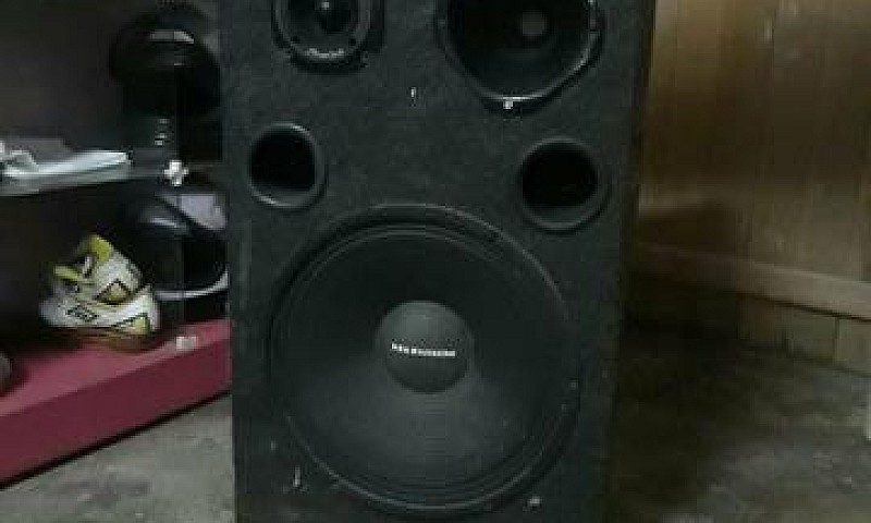 Vendo Uma Caixa De S...