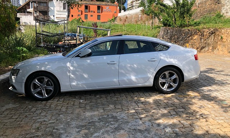 Audi A5...