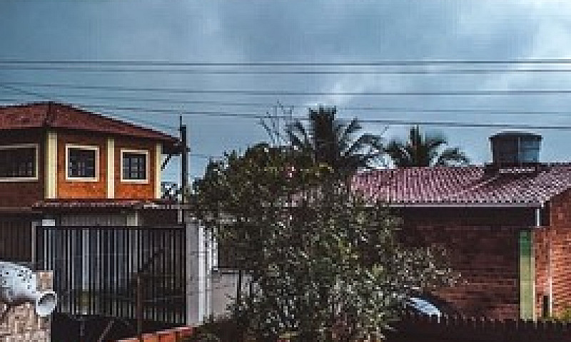 Casa Mobiliada Com P...