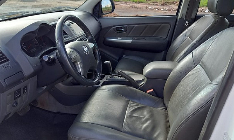 Hillux 3.0 Srv 2012/...