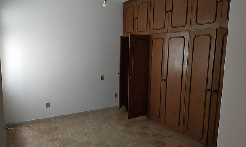 Apartamento 01 Dormi...