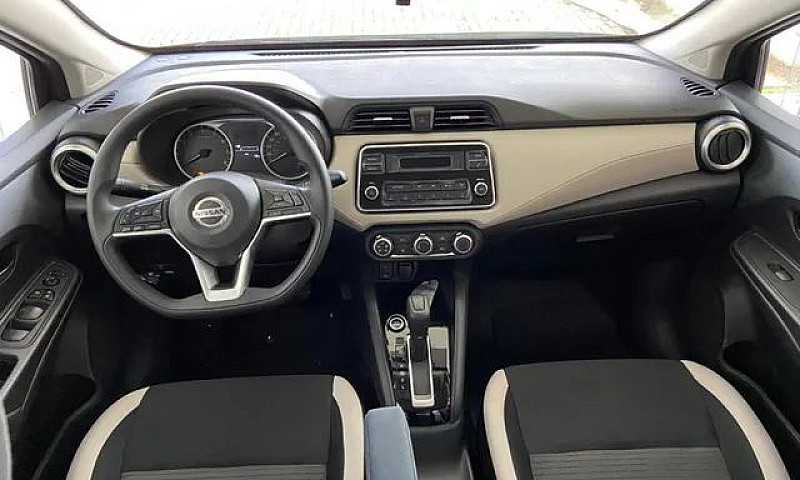 Nissan Versa Advance...