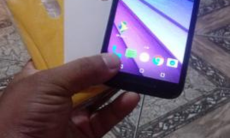 Moto G3 Turbo...