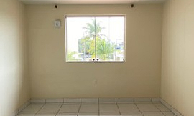 Casa 3 Quartos Com S...