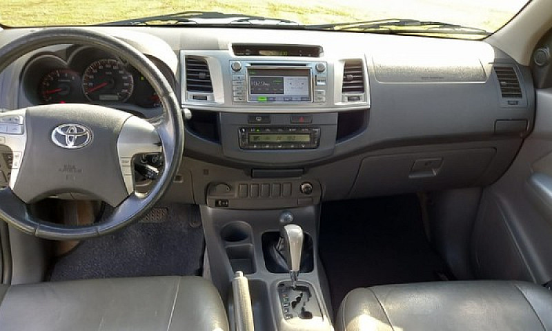 Hillux 3.0 Srv 2012/...