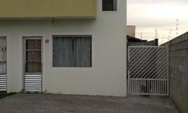 Casa 2 Dormitórios, ...