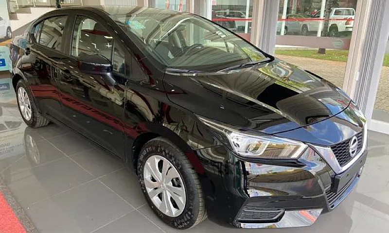 Nissan Versa Advance...