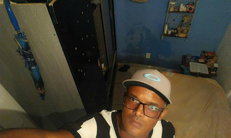 Vendo Casa No Bairro...