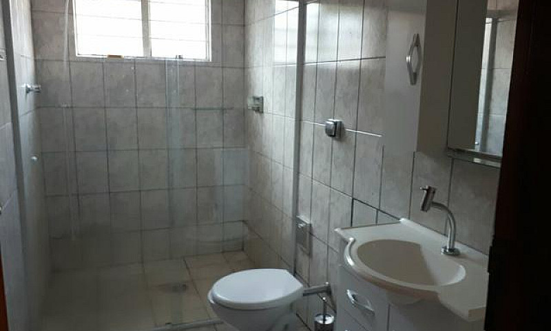 Aluga Se Casa...