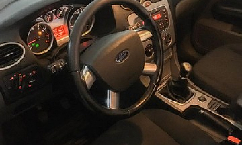 Ford Focus ...